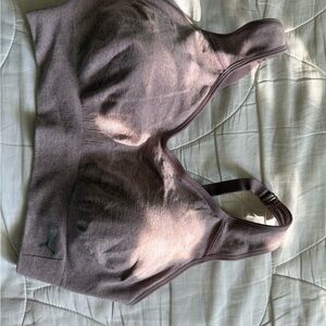 Women's Seamless Puma Sports Bra - Pink Medium